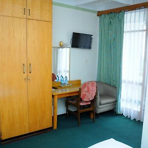 Standard Single Room Mountain View